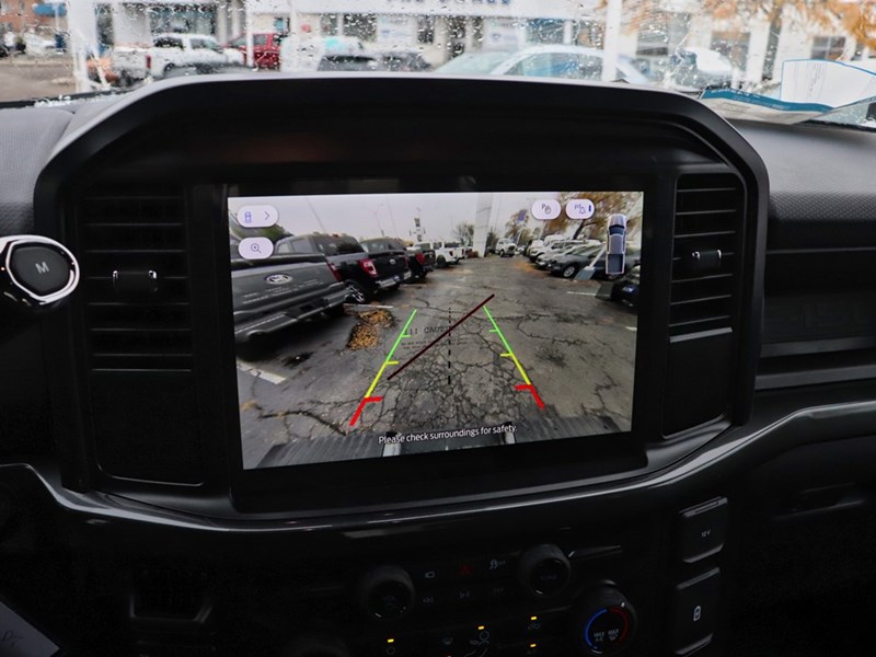 2025 FORD F-150 STX | 4X4 | 2.7L | 200A | BLK PK | BLIS | 20S