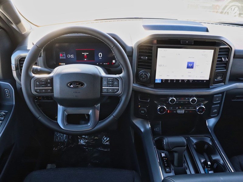 2025 FORD F-150 XLT | 4X4 | 5.0L | 302A | BLK PKG | 360 | 18S