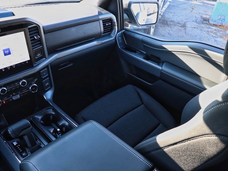 2025 FORD F-150 XLT | 4X4 | 5.0L | 302A | BLK PKG | 360 | 18S