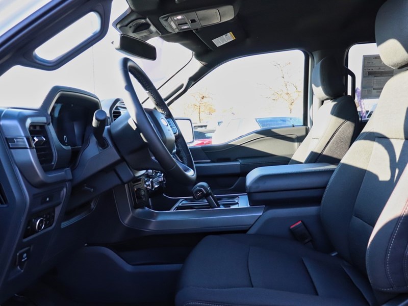 2025 FORD F-150 XLT | 4X4 | 5.0L | 302A | BLK PKG | 360 | 18S