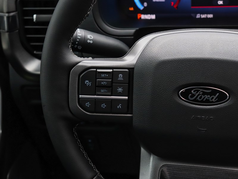 2025 Ford F-150 LARIAT | 4X4 | 3.5L | 501A | BLK PK | ROOF | 20s