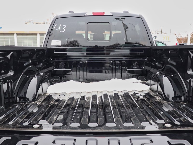 2025 Ford F-150 LARIAT | 4X4 | 3.5L | 501A | BLK PK | ROOF | 20s