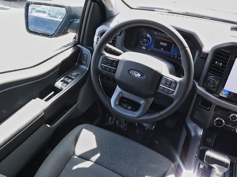 2025 Ford F-150 Lightning XLT | 4X4 | STD BAT | 311A | TLGT STEP | MB PWR CO