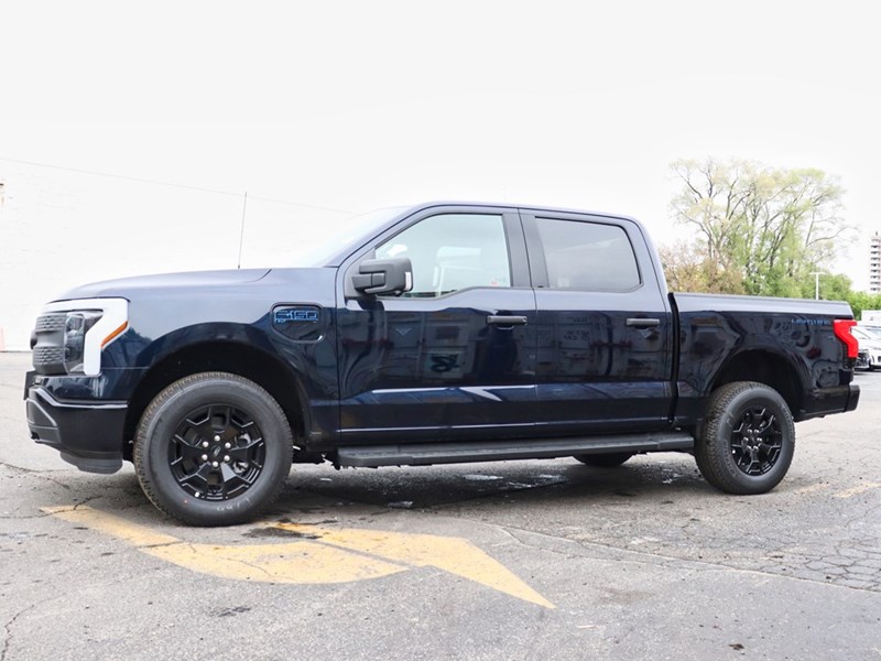 2025 Ford F-150 Lightning XLT | 4X4 | STD BAT | 311A | TLGT STEP | MB PWR CO