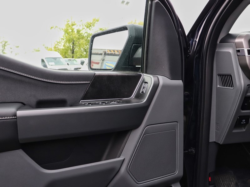 2025 Ford F-150 Lightning XLT | 4X4 | STD BAT | 311A | TLGT STEP | MB PWR CO