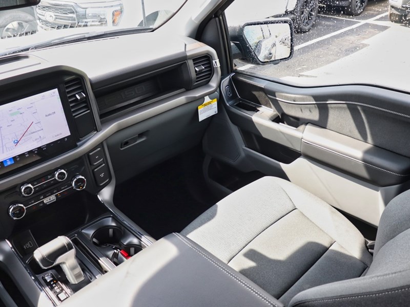 2025 Ford F-150 Lightning XLT | 4WD | STD BAT | TLGT STEP | MB PWR CORD