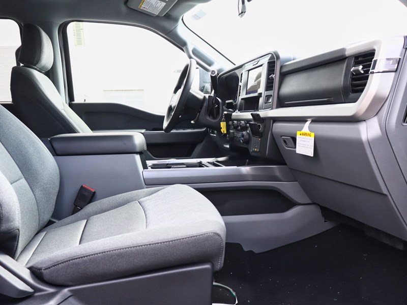 2025 Ford F-250 XLT | 4X4 | 6.8L | 603A |RUNNING BRDS|FRNT CONSOLE