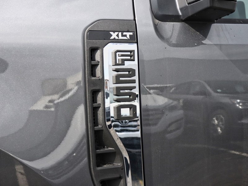 2025 Ford F-250 XLT | 4X4 | 6.8L | 603A |RUNNING BRDS|FRNT CONSOLE