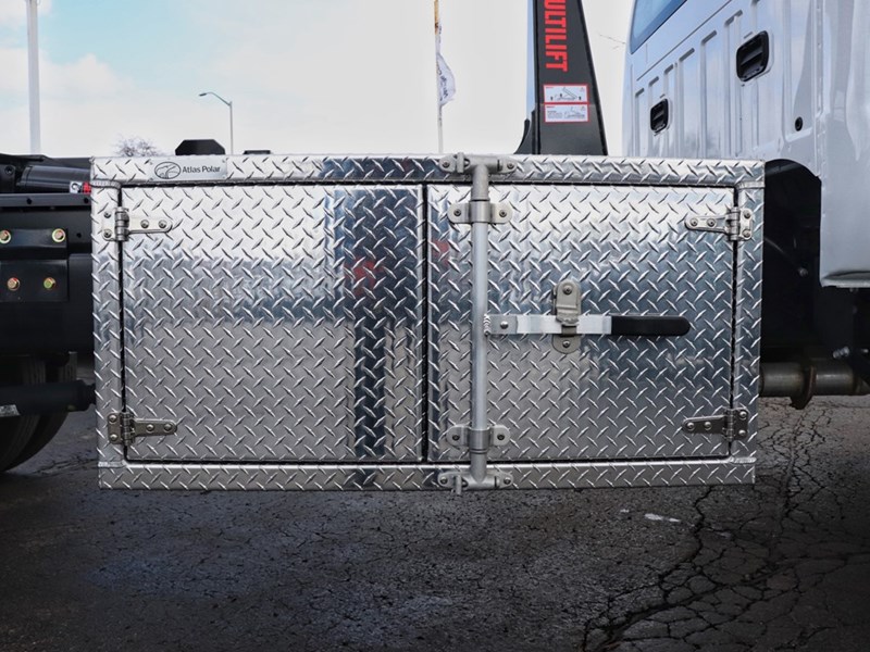 2025 FORD SUPER DUTY F-750 STRAIGHT FRAME SuperCab