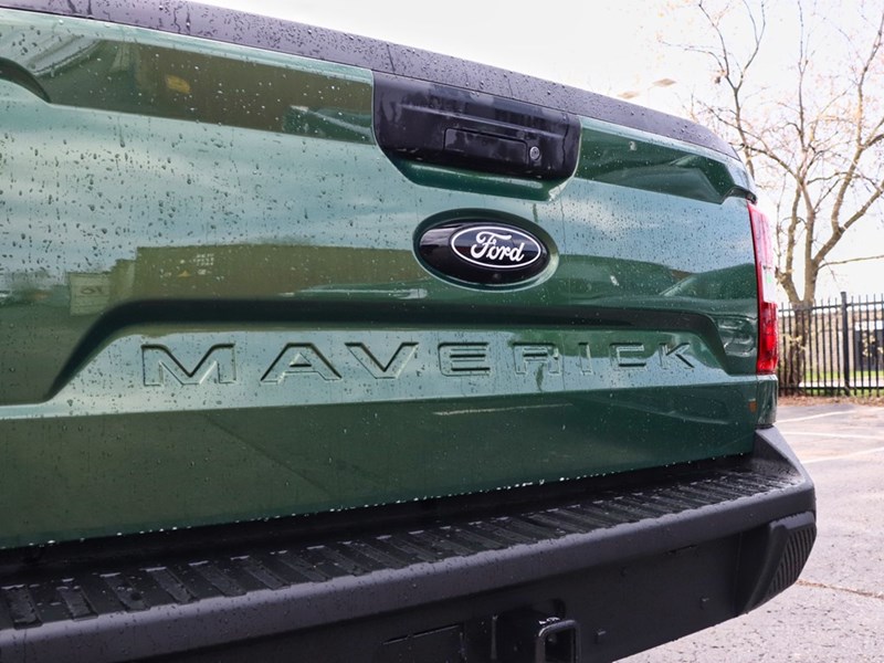 2025 Ford Maverick XLT | AWD | 2.0L | BLK PK | ROOF |