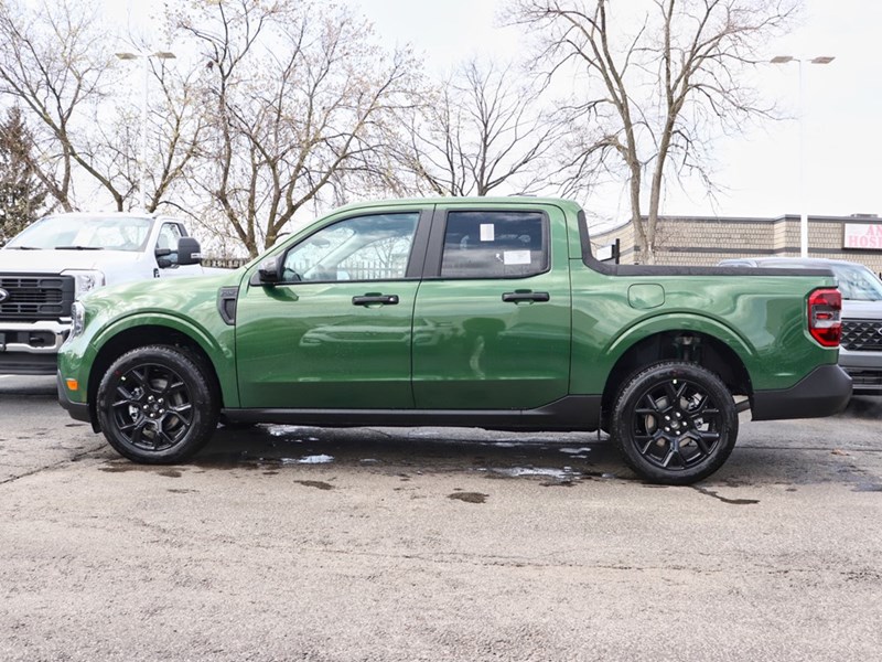 2025 Ford Maverick XLT | AWD | 2.0L | BLK PK | ROOF |