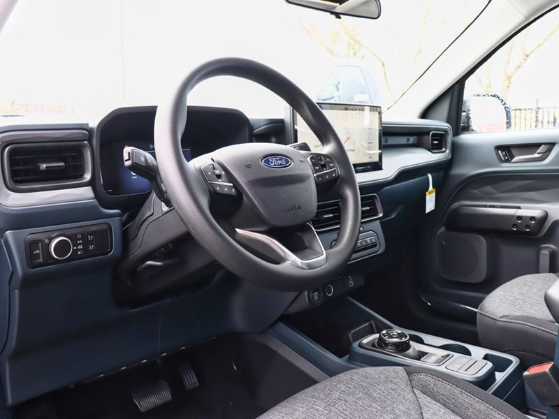 2025 Ford Maverick XLT | AWD | 2.0L | BLK PK | ROOF |