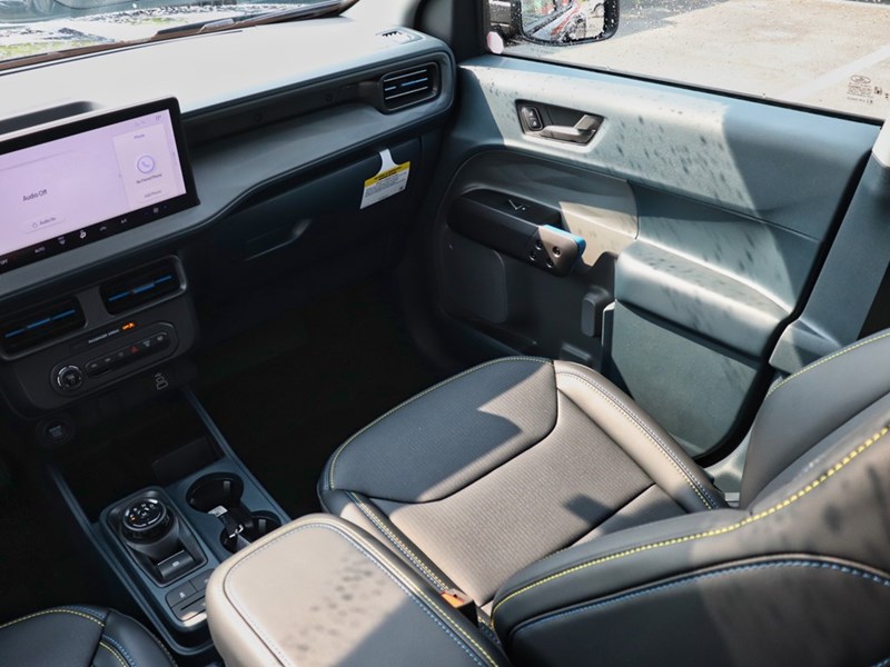 2025 Ford Maverick Lobo | AWD | 2.0L | MOON ROOF | 19s