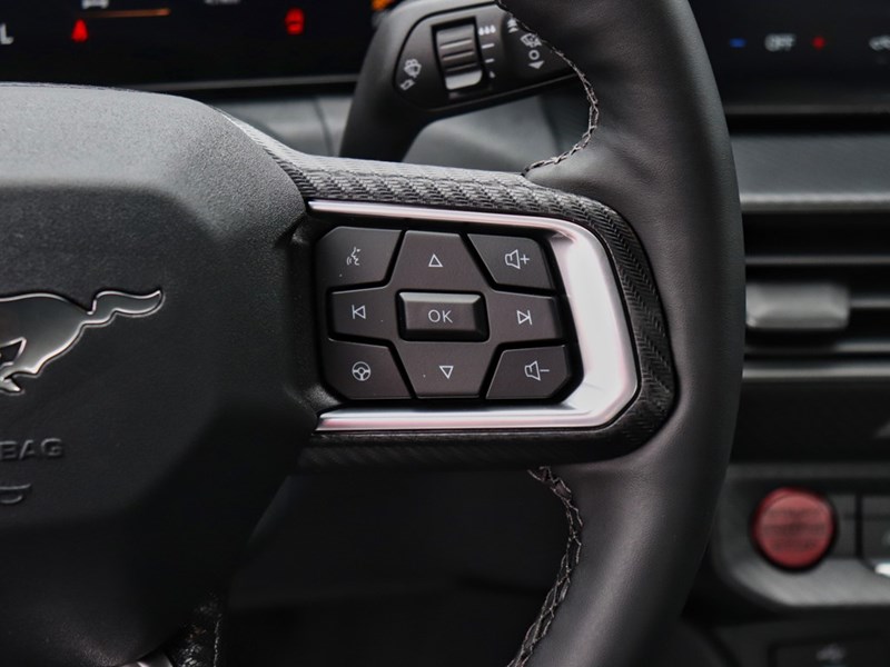 2025 Ford Mustang EcoBoost Fastback | 2.3L | 101A | 10-SPD AUTO