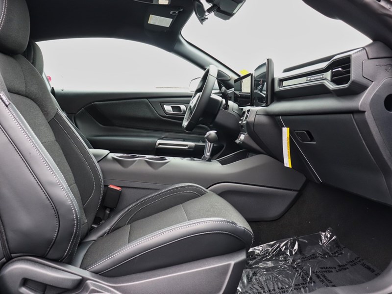 2025 Ford Mustang EcoBoost Fastback | 2.3L | 101A | 10-SPD AUTO