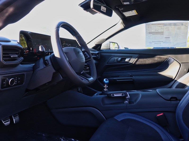 2025 FORD MUSTANG DARK HORSE | 5.0L | 700A | APP PKG | HANDLNG PKG