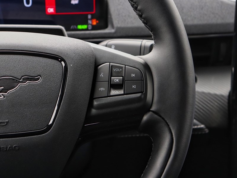 2025 Ford Mustang Mach-E Select | AWD | STD BAT | COMF PKG | MB PWR CORD