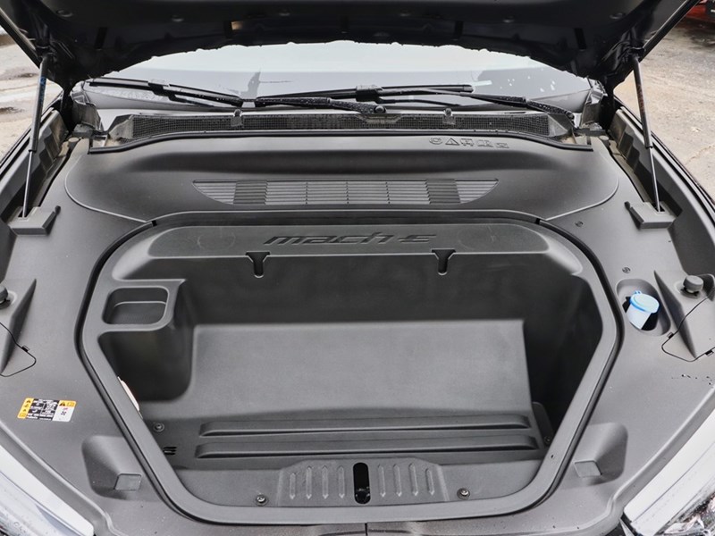 2025 Ford Mustang Mach-E Select | AWD | STD BAT | COMF PKG | MB PWR CORD