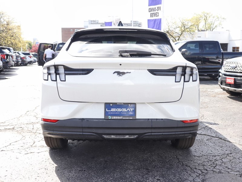 2025 Ford Mustang Mach-E Select | AWD | STD BAT | COMF PKG | MB PWR CRD