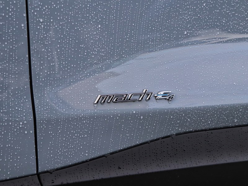 2025 FORD MUSTANG MACH-E PREMIUM | AWD | EXT BAT | ROOF | INT PROT | NACS