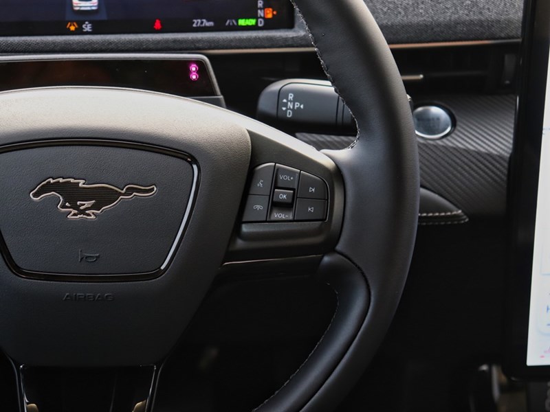 2025 Ford Mustang Mach-E Premium | AWD | EXT BAT | 360 | INT PROT | NACS