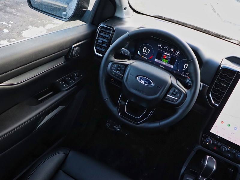 2025 FORD RANGER LARIAT | 4X4 | 2.7L | BLK PKG | RUNN BRDS | TOW PK