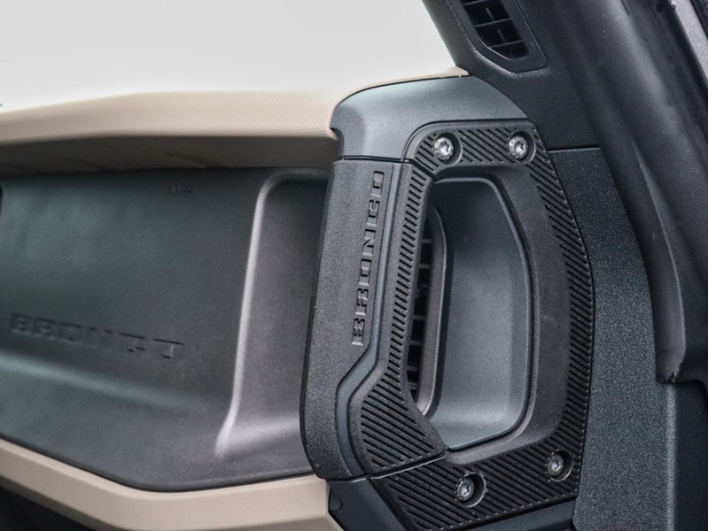 2026 Ford Bronco Big Bend | 4X4 | 2.3L | Hard Top |Blk Pk |Side Stp