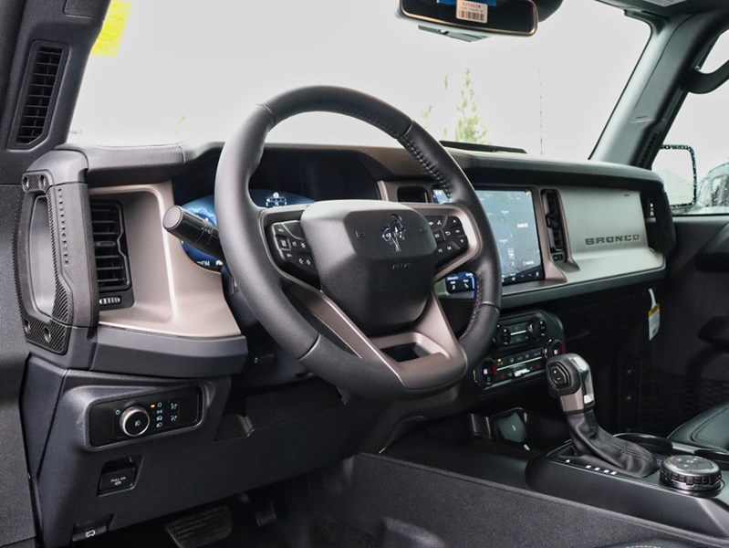 2026 Ford Bronco Outer Banks | 4X4 | 2.3L | 312A |Hard Top | Blk Pk