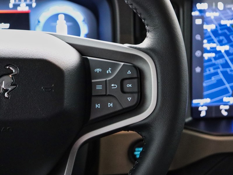 2026 Ford Bronco Big Bend | 4X4 | 2.3L | Hard Top | Blk Pk | 17S