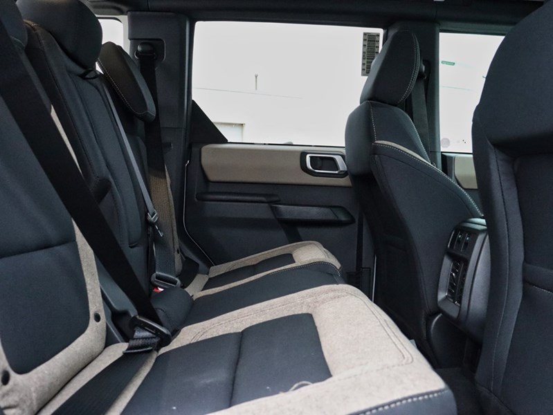 2026 Ford Bronco Big Bend | 4X4 | 2.3L | Hard Top | Blk Pk | 17S