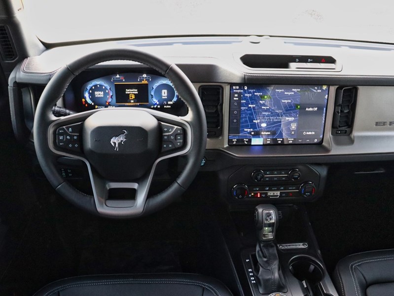 2026 Ford Bronco Outer Banks | 4X4 |2.7L | 314A |Hard Top | Blk Pk