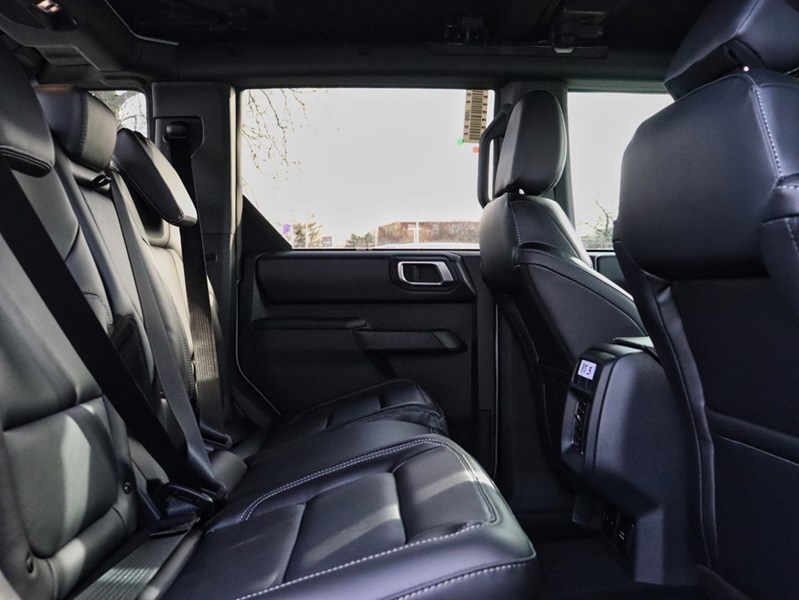 2026 Ford Bronco Outer Banks | 4X4 |2.7L | 314A |Hard Top | Blk Pk