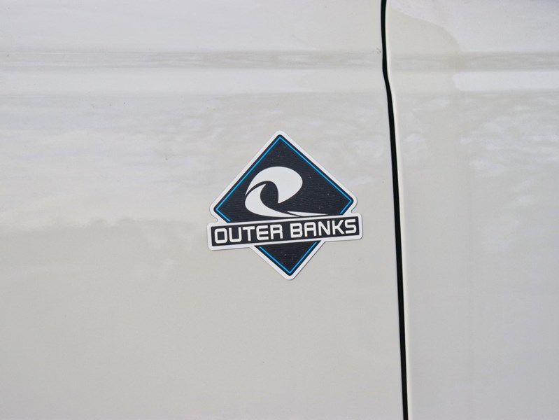 2026 Ford Bronco Outer Banks | 4X4 |2.7L | 314A |Hard Top | Blk Pk