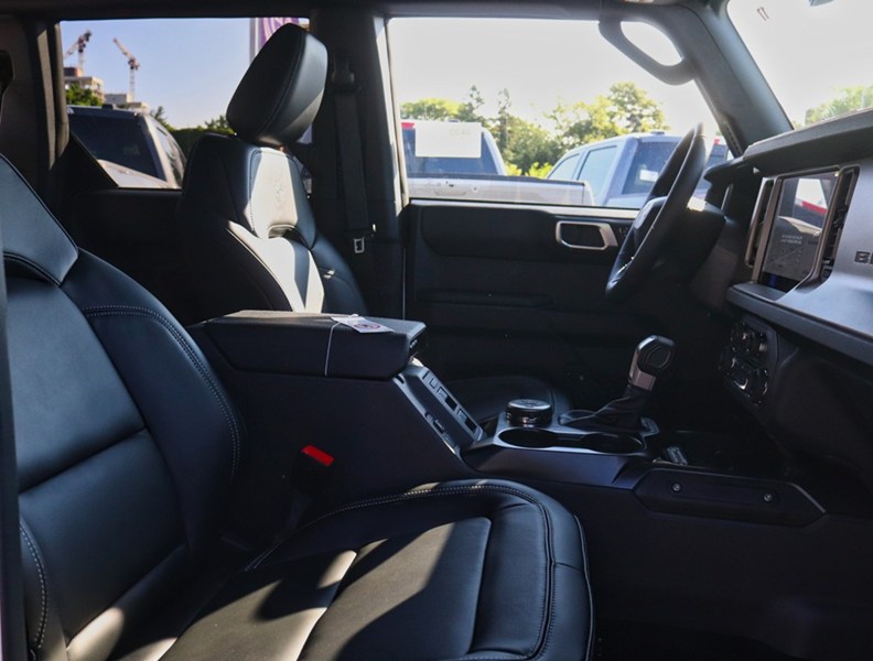 2026 Ford Bronco Outer Banks | 4X4 | 2.3L | Hard Top | Sd Hd Lnr