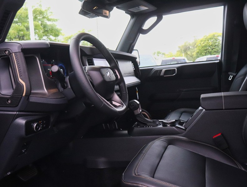 2026 Ford Bronco Badlands | 4X4 | 2.7L |Hard Top |Leather |Blk Pk