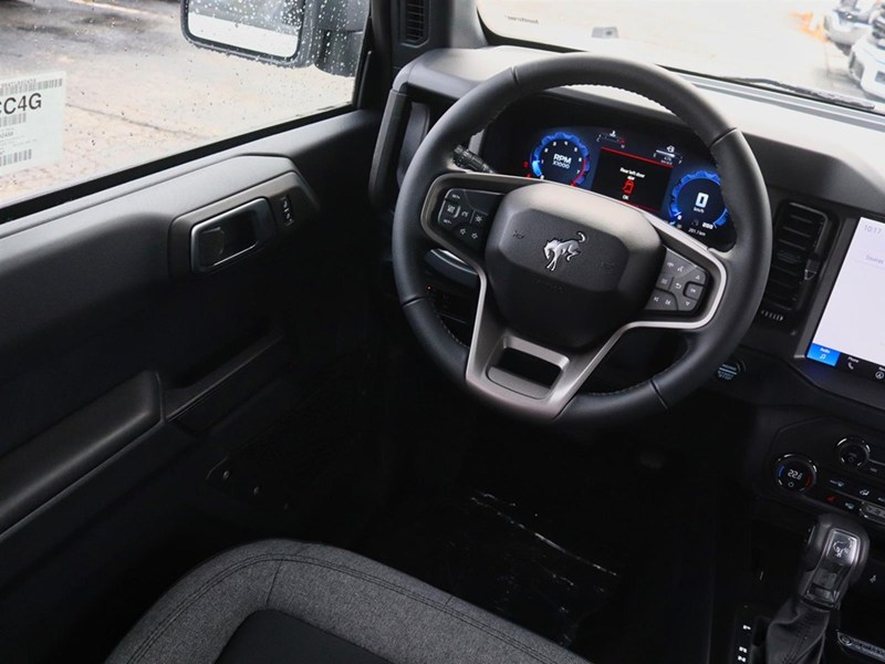 2026 Ford Bronco Big Bend | 4X4 | 2.3L | Hard Top | Blk Pkg