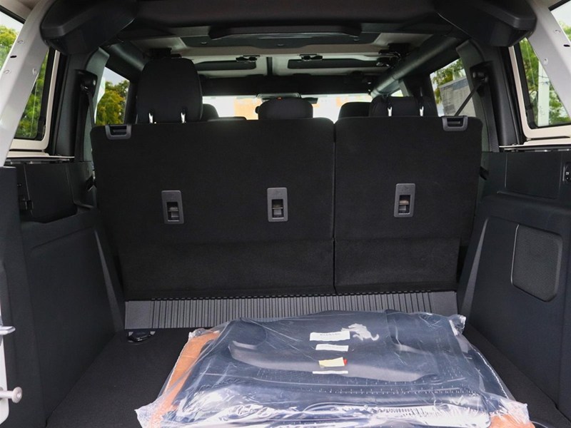 2026 Ford Bronco Big Bend | 4X4 | 2.3L | Hard Top | Blk Pkg
