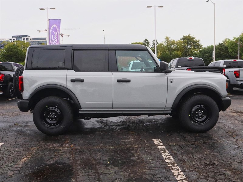 2026 Ford Bronco Big Bend | 4X4 | 2.3L | Hard Top | Blk Pkg