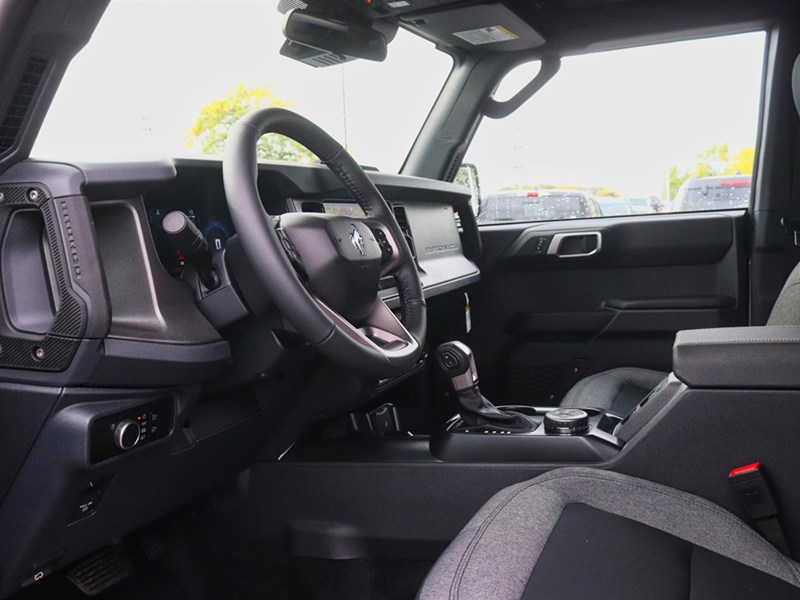 2026 Ford Bronco Big Bend | 4X4 | 2.3L | Hard Top | Blk Pkg