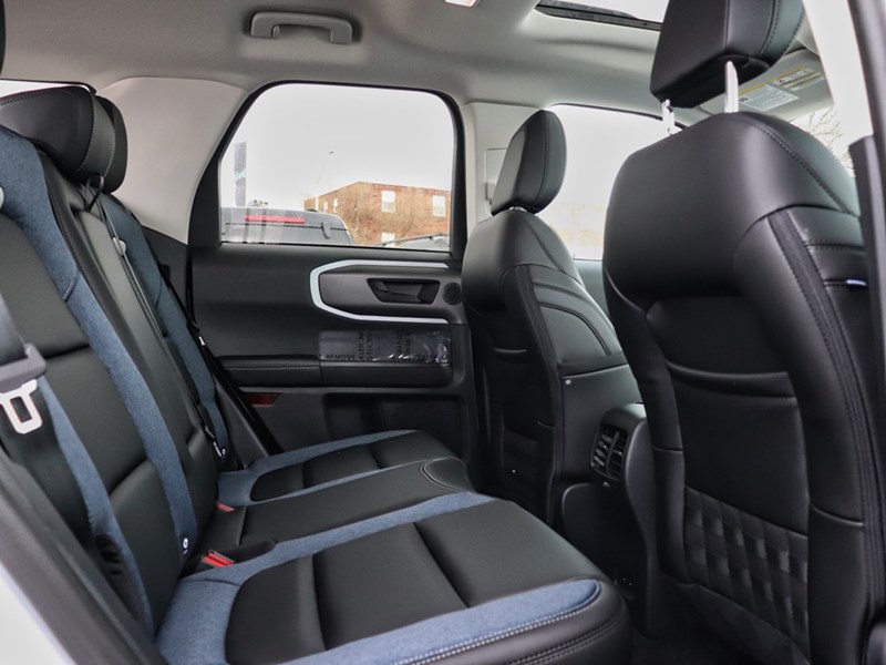 2026 Ford Bronco Sport Outer Banks | 4X4 | 1.5L | TECH PKG | ROOF | CRGO