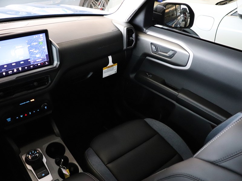 2026 Ford Bronco Sport Outer Banks | 4X4 | 1.5L | TECH | ROOF | CRGO MGMN