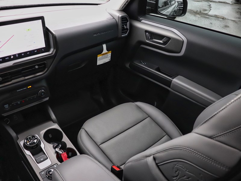 2026 Ford Bronco Sport Badlands | 4X4 | 2.0L | TECH | ROOF | CRGO MGMNT