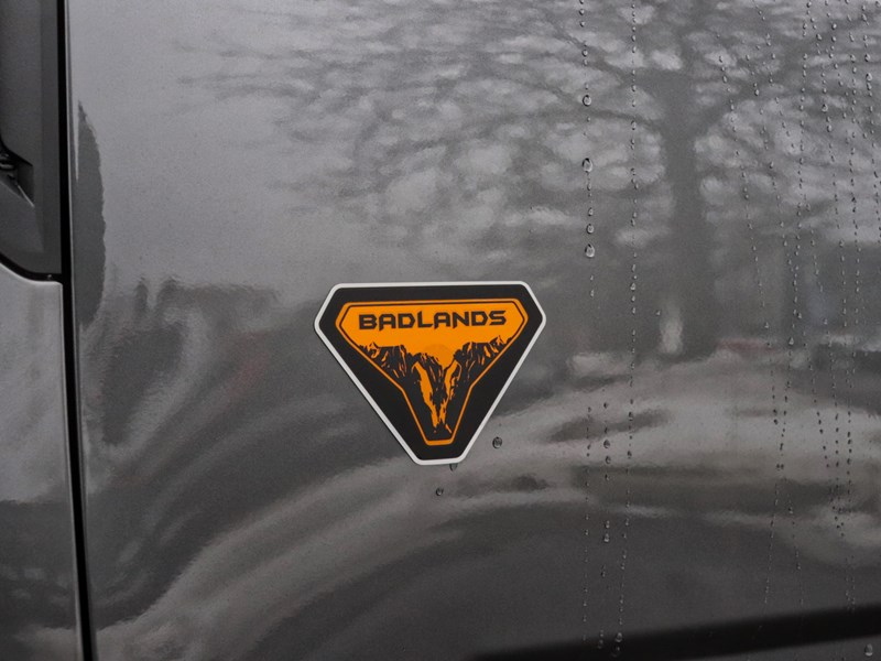 2026 Ford Bronco Sport Badlands | 4X4 | 2.0L | TECH | ROOF | CRGO MGMNT