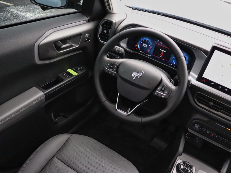 2026 Ford Bronco Sport Badlands | 4X4 | 2.0L | TECH PKG | ROOF | CRGO MGM