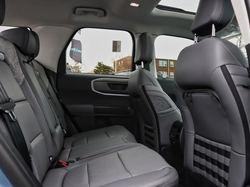 2026 Ford Bronco Sport Badlands | 4X4 | 2.0L | TECH PKG | ROOF | CRGO MGM