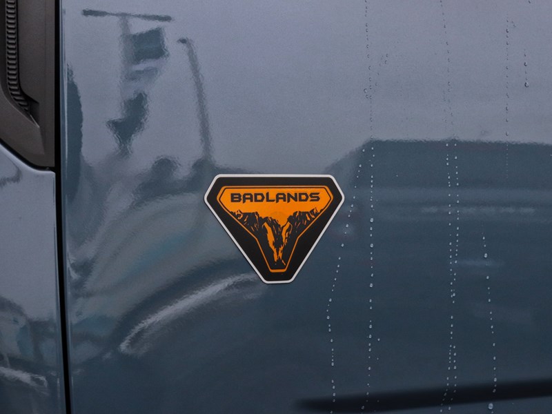 2026 Ford Bronco Sport Badlands | 4X4 | 2.0L | TECH PKG | ROOF | CRGO MGM