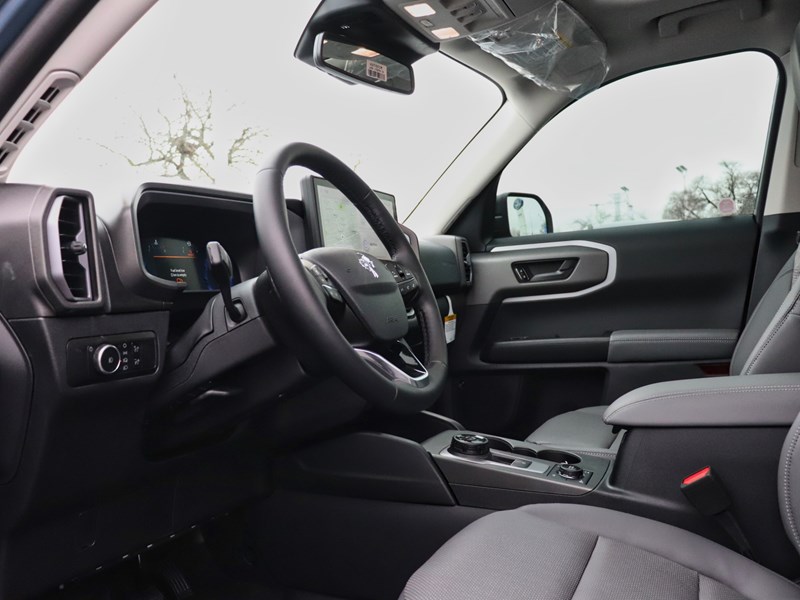 2026 Ford Bronco Sport Badlands | 4X4 | 2.0L | TECH PKG | ROOF | CRGO MGM