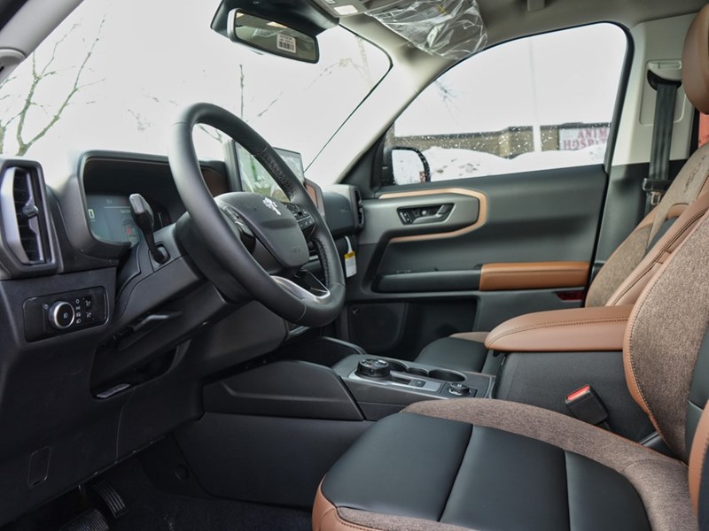 2026 Ford Bronco Sport Outer Banks | 4X4 | 1.5L | Tech Pkg | Roof | Crgo