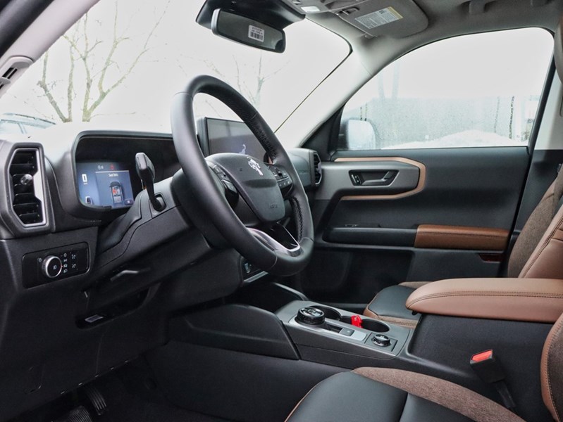 2026 Ford Bronco Sport Outer Banks | 4X4 | 1.5L | Tech Pkg | Roof | Crgo