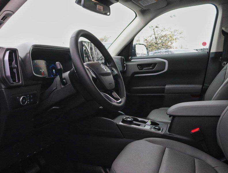 2026 Ford Bronco Sport Badlands |4X4 | 2.0L | Tech Pkg | Roof | Crgo Mgmn